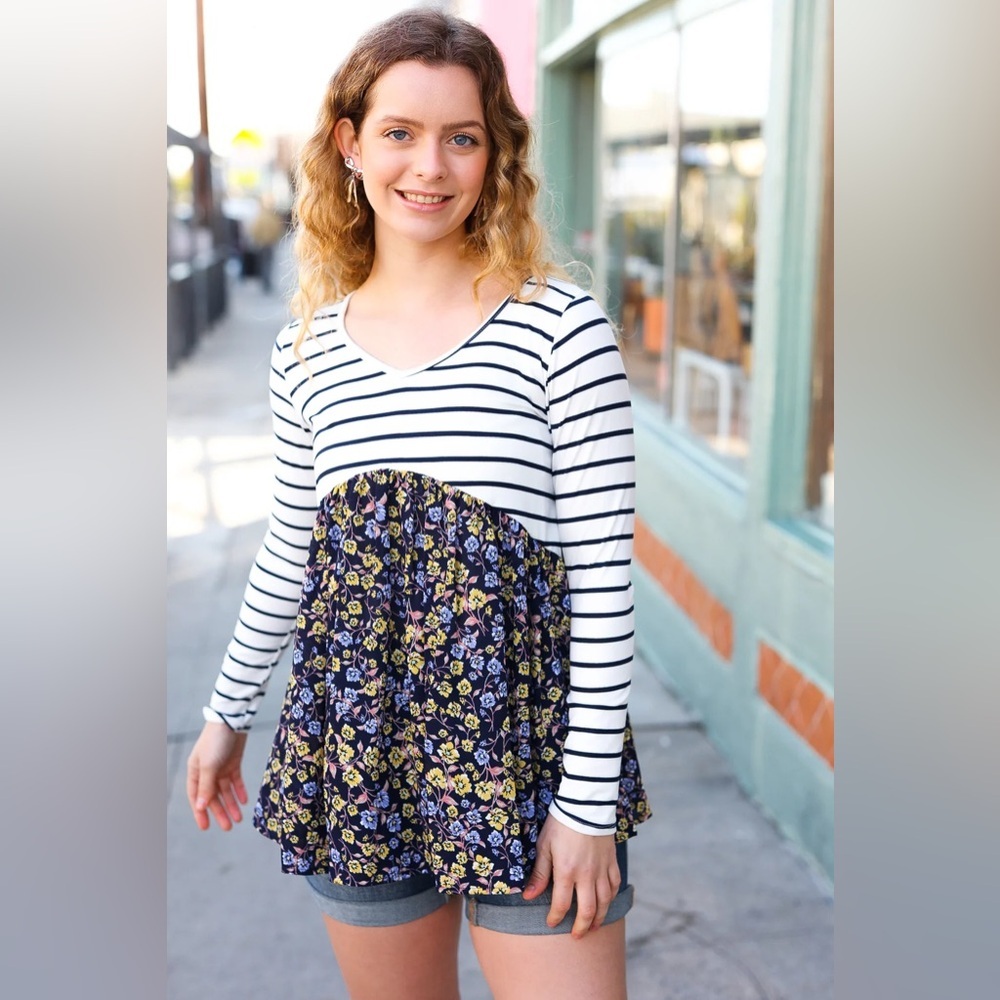 Cream & Navy Floral Stripe V Neck Colorblock Top